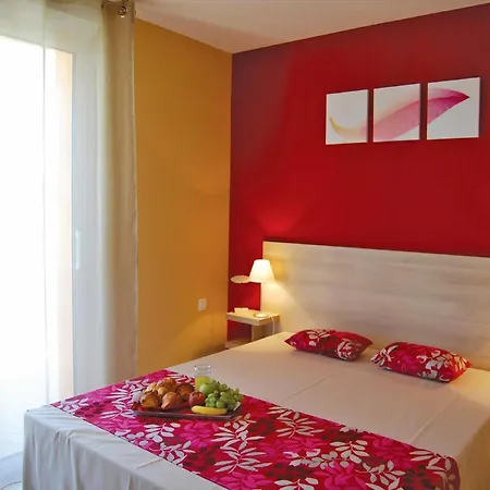 In With Shared Pool Casa vacanze Torreilles